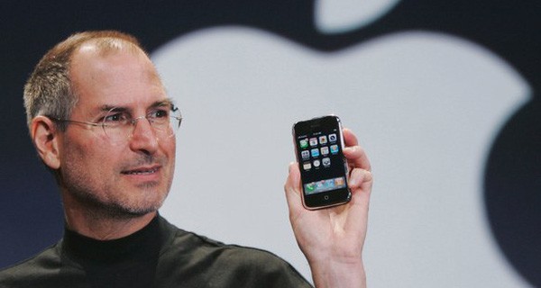 Kinh doanh đừng đổ tại ‘số’, Steve Jobs xưa kia chỉ biết cắm đầu cắm cổ làm iPhone, nào biết trước Apple sẽ thành công