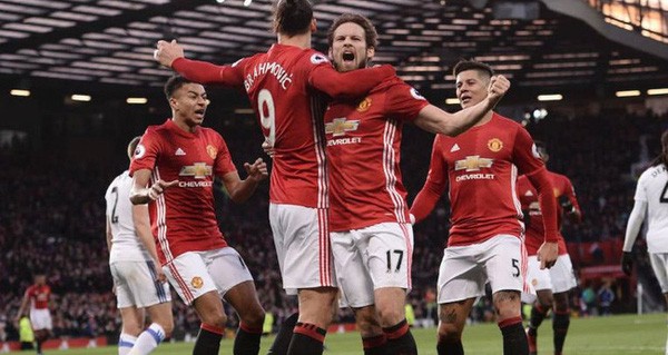 Đánh thức ký ức thương hiệu “theo cách của Man United ngày xưa”