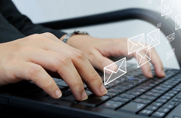 7 cụm từ cần tránh khi gửi email công việc