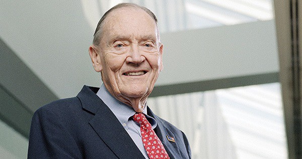 7 bài học đắt giá từ ông trùm đầu tư John Bogle: Những điều tinh tuý được chắt lọc mà ai cũng phải biết