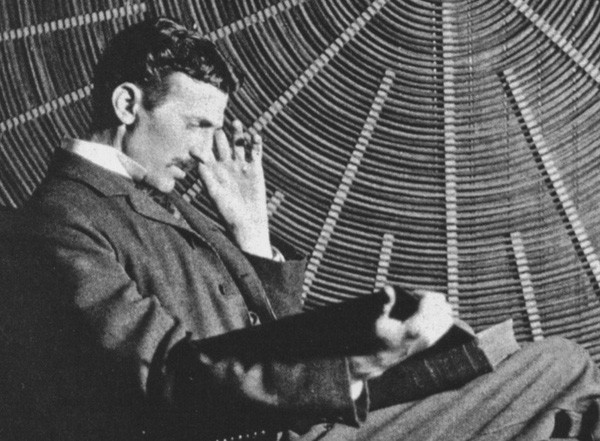 Mừng sinh nhật Nikola Tesla, hãy cùng điểm lại tiểu sử của một trong những nhà phát minh lỗi lạc nhất lịch sử loài người