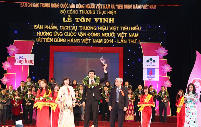 Sản phẩm dịch vụ của MISA được vinh danh là Thương hiệu Việt tiêu biểu 2014