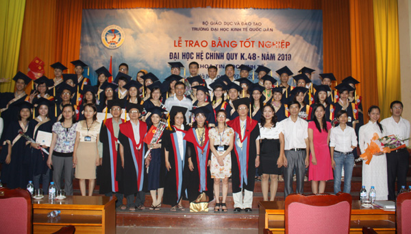 MISA Hà Nội trao học bổng cho SV khoa Tin học – Kinh tế, ĐH Kinh tế Quốc dân