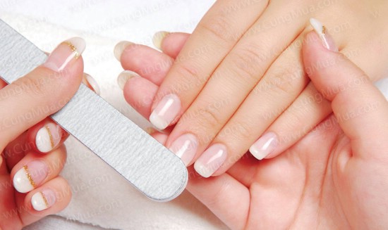 Kềm Nghĩa “chạm” vào Mỹ cùng nghề nail